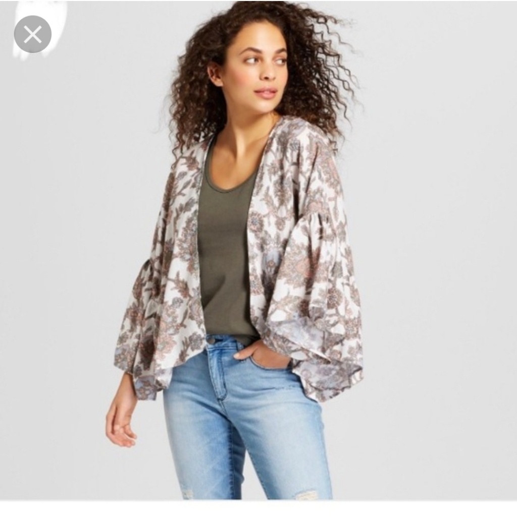 Universal Thread Shawl